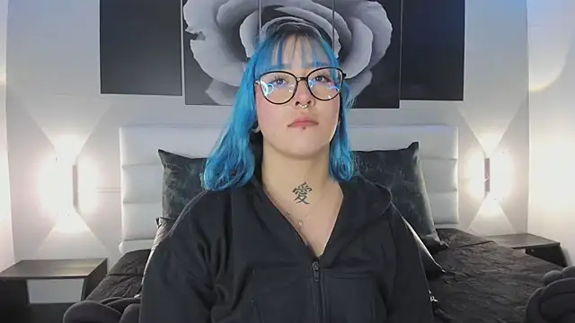 sofi bakerr online show from December 2025 11:41:02 AM