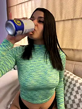 DaryRos online show from October 2025 09:33:01 PM