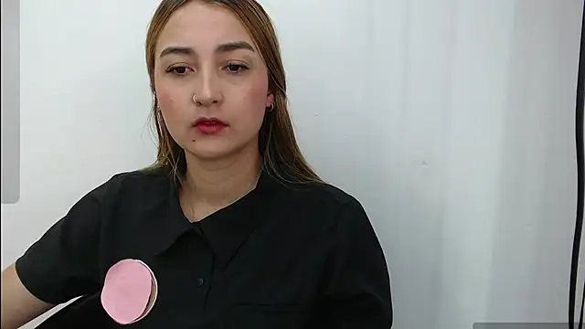 salome  lopez  online show from November 2025 01:54:02 PM