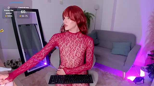 AnntoniaWood online show from November 2025 02:00:02 AM