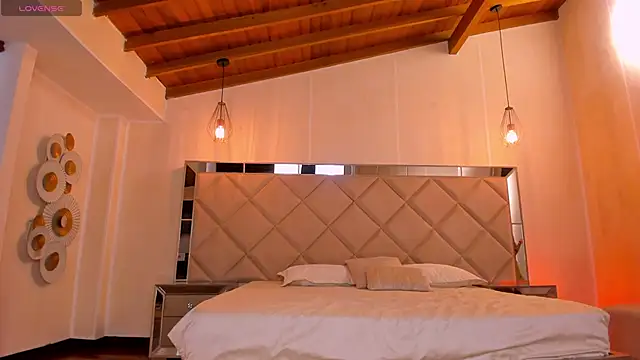 HannaConnor  online show from February 2026 10:17:01 PM