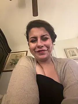 holyeroticss online show from December 2024 06:12:02 AM