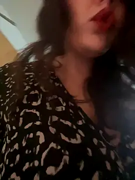 holyeroticss online show from September 2025 07:49:01 PM