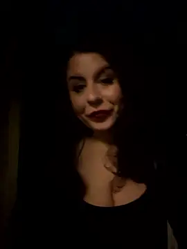 holyeroticss online show from January 2026 02:57:02 AM