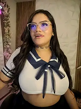 Snapshot of Johanna6 chatting on November 2025 03:27:02 AM Johanna6 online show from November 2025 03:27:02 AM