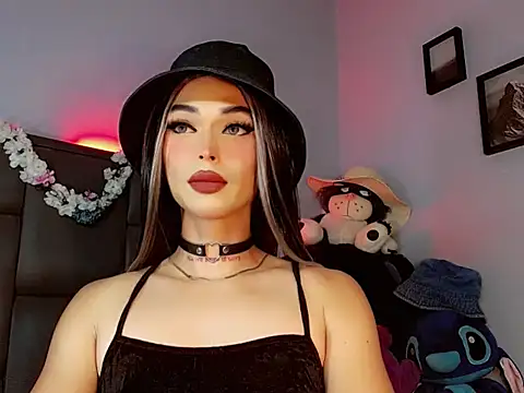 Snapshot of Marian_LV chatting on October 2025 11:17:01 AM Marian LV online show from October 2025 11:17:01 AM