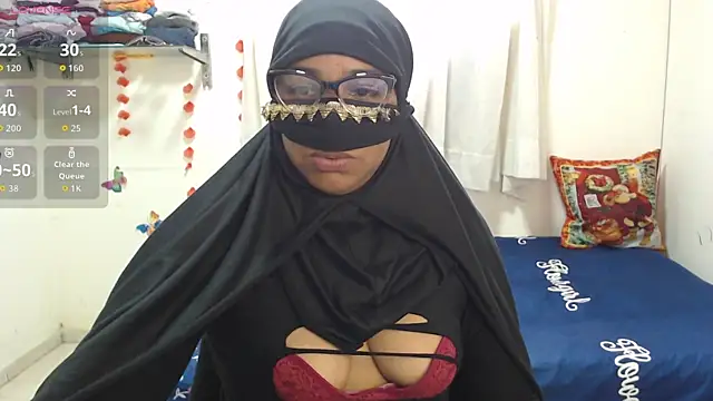 Aaliyah brown online show from October 2025 03:46:02 PM