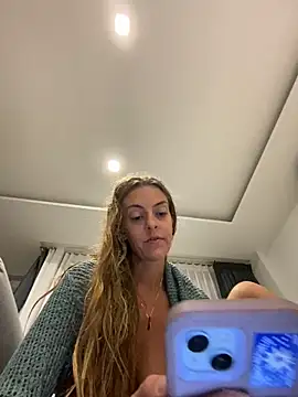 Snapshot of jungleangel chatting on November 2025 03:22:01 PM jungleangel online show from November 2025 03:22:01 PM