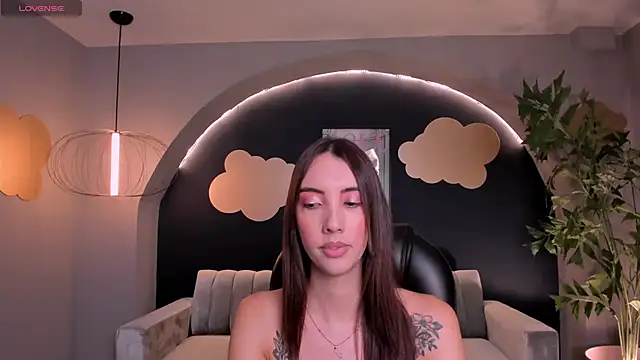 AnaisNin online show from February 2025 03:20:02 PM