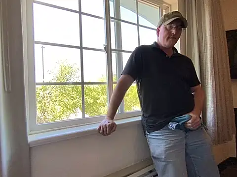 KrixKross online show from April 2026 06:41:01 PM