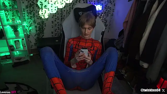 twinkben online show from February 2025 09:48:01 PM