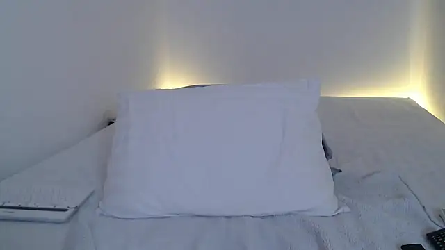   Meow online show from December 2024 06:28:01 AM