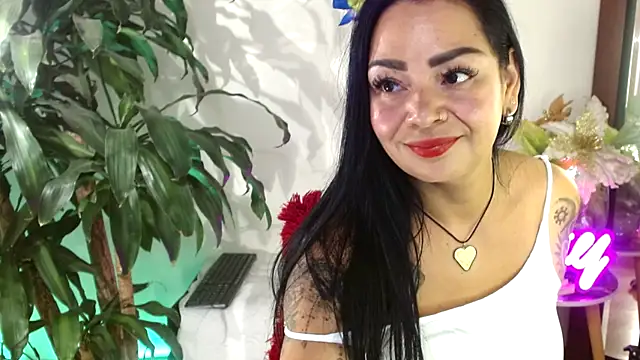 Ginna--mia online show from February 2025 11:22:02 PM