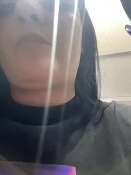 IrisBaker online show from October 2025 09:11:01 PM