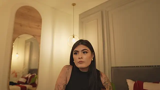 Snapshot of IrisBaker chatting on February 2026 10:17:02 PM IrisBaker online show from February 2026 10:17:02 PM