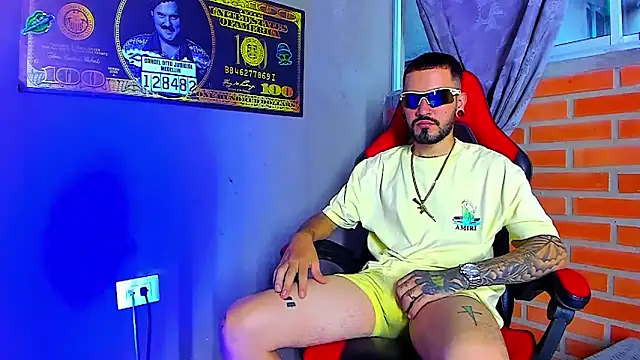 smoker445 online show from November 2025 09:59:01 PM