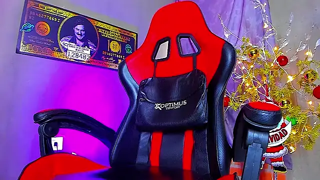 smoker445 online show from November 2025 07:28:01 PM