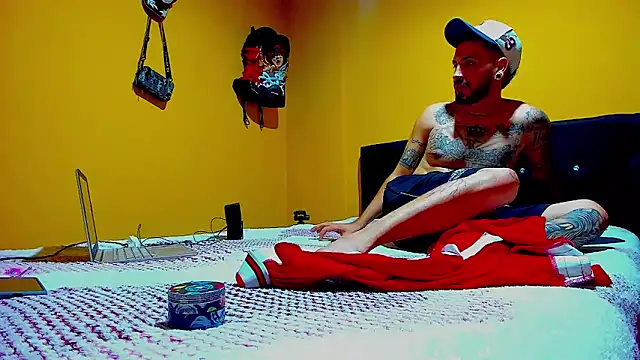 smoker445 online show from December 2025 12:38:02 AM