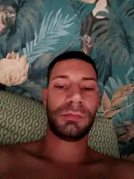 litleboy92 online show from October 2025 04:08:01 PM