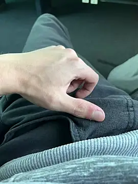 elatus0206 online show from April 2026 04:22:01 PM