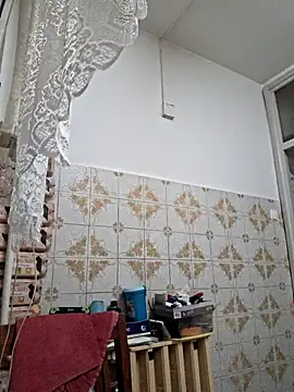 Huncutkuki online show from April 2026 07:17:02 PM