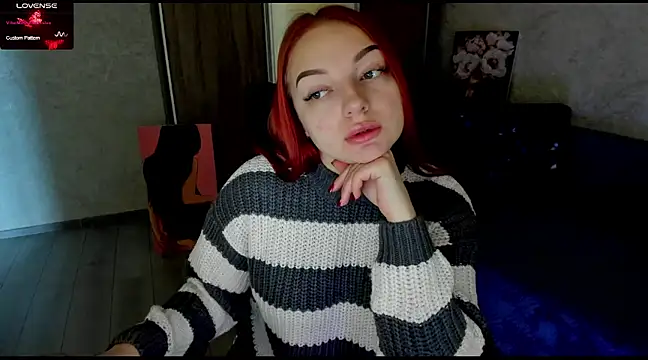 Snapshot of Stella__Cox chatting on February 2025 06:29:01 AM Stella Cox online show from February 2025 06:29:01 AM