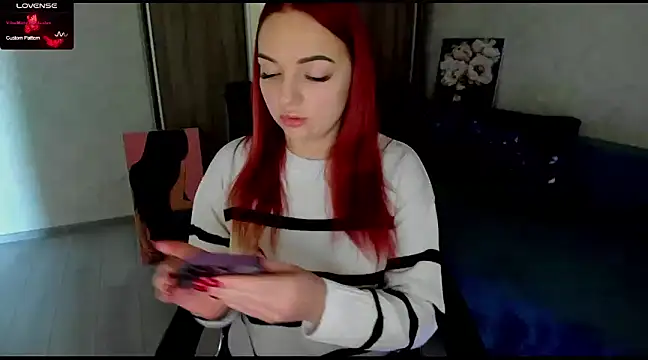 Snapshot of Stella__Cox chatting on February 2025 06:30:02 AM Stella Cox online show from February 2025 06:30:02 AM