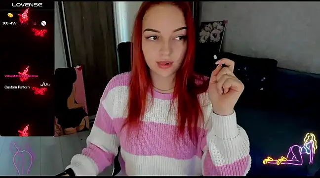 Snapshot of Stella__Cox chatting on February 2025 06:32:02 AM Stella Cox online show from February 2025 06:32:02 AM