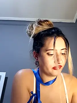 Snapshot of afrodizyak chatting on January 2025 07:10:02 PM afrodizyak online show from January 2025 07:10:02 PM