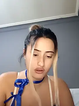 Snapshot of afrodizyak chatting on February 2025 08:29:02 PM afrodizyak online show from February 2025 08:29:02 PM