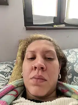 Snapshot of andreinitahg chatting on January 2025 02:08:02 PM andreinitahg online show from January 2025 02:08:02 PM