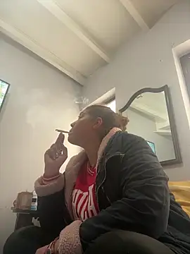 Snapshot of andreinitahg chatting on March 2025 02:56:01 PM andreinitahg online show from March 2025 02:56:01 PM