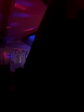 Snapshot of andreinitahg chatting on November 2025 09:17:01 PM andreinitahg online show from November 2025 09:17:01 PM