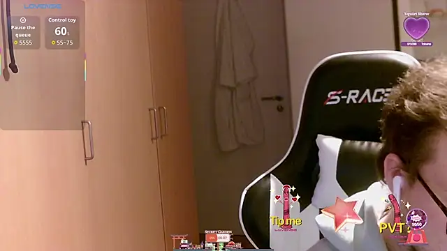 larsgessner30 online show from April 2026 07:00:01 PM