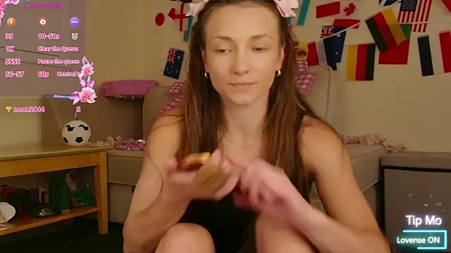 Milky flexy cat online show from July 2026 03:07:01 PM
