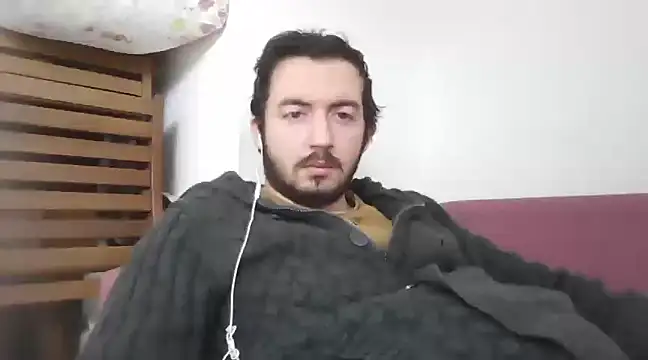 laynufff online show from February 2025 09:01:01 AM