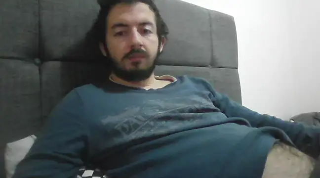 laynufff online show from March 2025 06:48:01 AM