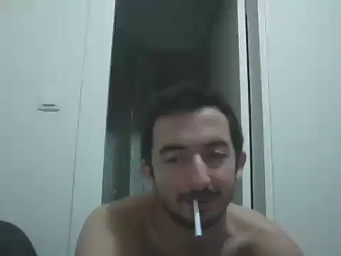 laynufff online show from January 2026 05:15:01 PM