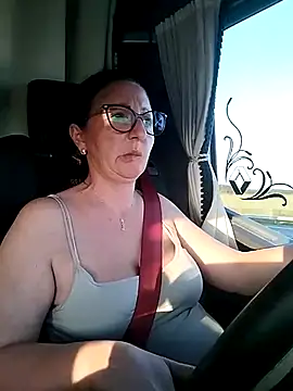 cuplubijoanna online show from March 2026 05:28:01 PM