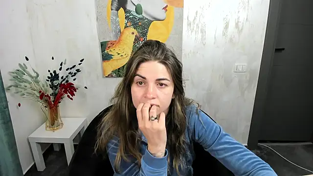 TiffanySweet online show from April 2026 06:38:01 PM