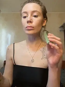 meanexx online show from October 2025 11:05:02 AM