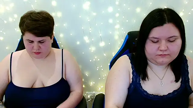 BeckyAndHellen online show from December 2025 08:06:01 PM