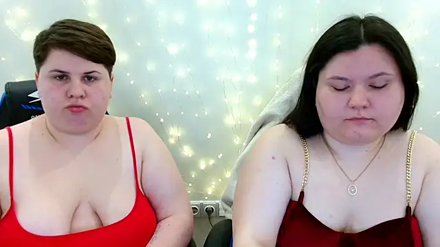 BeckyAndHellen online show from March 2026 11:59:01 AM