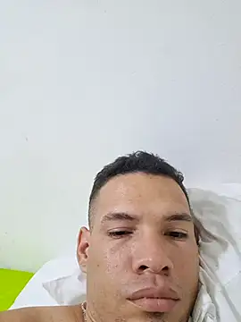 kinke31 online show from April 2026 03:33:02 AM