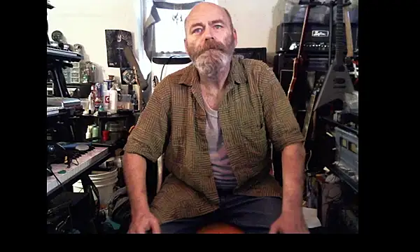 Snapshot of SirGarMack chatting on February 2026 05:09:02 PM SirGarMack online show from February 2026 05:09:02 PM