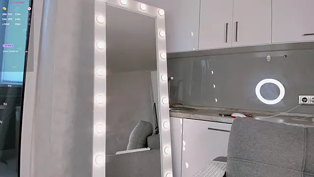 Snapshot of cindycumalot chatting on October 2025 07:36:03 AM cindycumalot online show from October 2025 07:36:03 AM