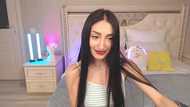 Lina Robbins online show from May 2026 10:11:02 PM