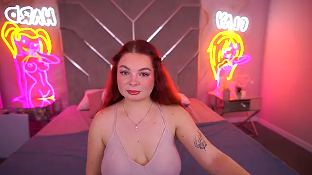 Snapshot of CarolinaDia chatting on November 2025 08:42:02 PM CarolinaDia online show from November 2025 08:42:02 PM