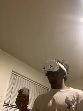 Snapshot of gaimov3r2024 chatting on December 2025 10:33:01 AM gaimov3r2024 online show from December 2025 10:33:01 AM