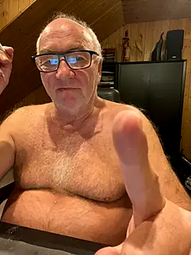 biggandybig online show from September 2025 10:01:02 PM